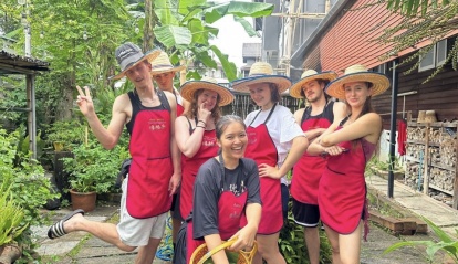 Fun Cooking Activity Near Thapae Gate 05/09/2026 — photo 16