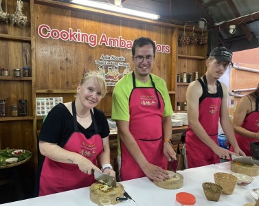 Fun Cooking Activity Near Thapae Gate 05/09/2026 — photo 41