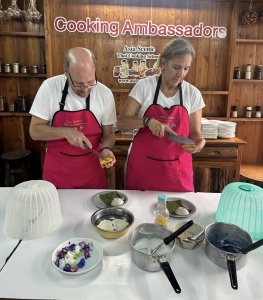 Fun Cooking Activity Near Thapae Gate 05/09/2026 — photo 72