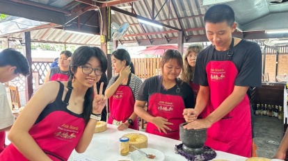Fun Cooking Activity Near Thapae Gate 12/09/2026 — photo 1