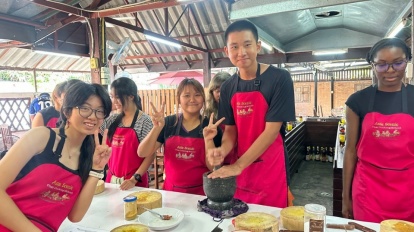 Fun Cooking Activity Near Thapae Gate 12/09/2026 — photo 2