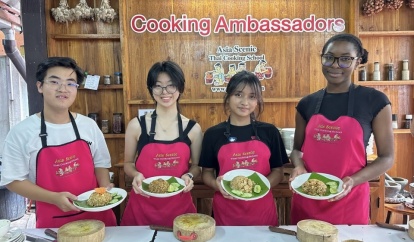 Fun Cooking Activity Near Thapae Gate 12/09/2026 — photo 35