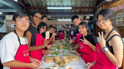 Fun Cooking Activity Near Thapae Gate 12/09/2026 — photo 39