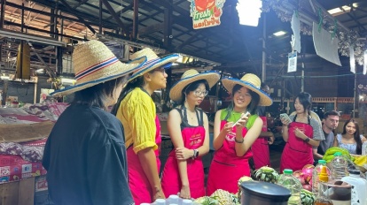 Fun Cooking Activity Near Thapae Gate 12/09/2026 — photo 41