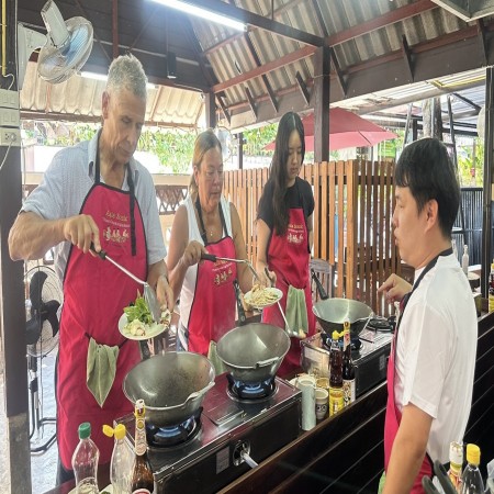 Authentic Thai Food Course Old City 23/09/2026 — photo 24