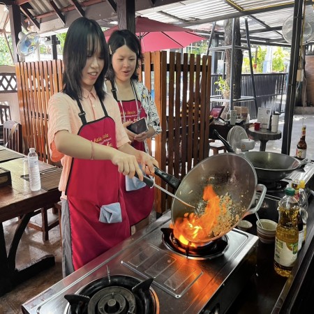 Fun Cooking Activity Near Thapae Gate 26/09/2026 — photo 81
