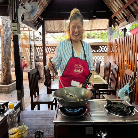 Fun Cooking Activity Near Thapae Gate 03/10/2026 — photo 45