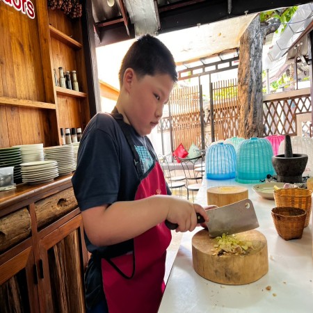 Fun Cooking Activity Near Thapae Gate 03/10/2026 — photo 47