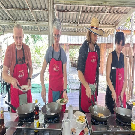 Fun Cooking Activity Near Thapae Gate 03/10/2026 — photo 66