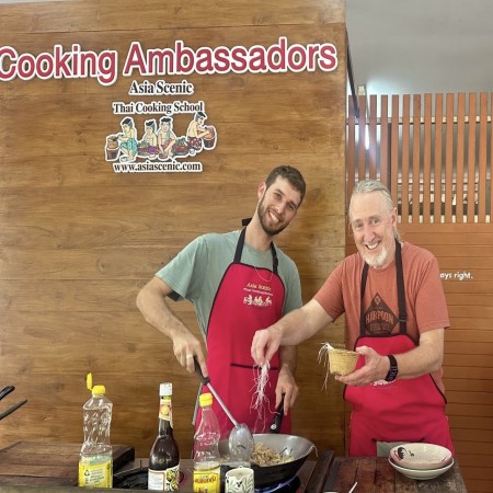 Fun Cooking Activity Near Thapae Gate 03/10/2026 — photo 75