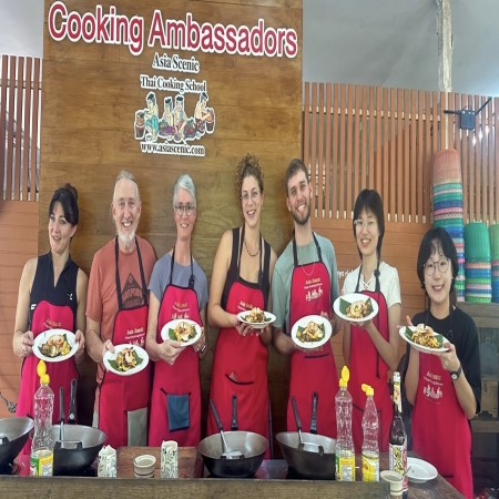 Fun Cooking Activity Near Thapae Gate 03/10/2026 — photo 77