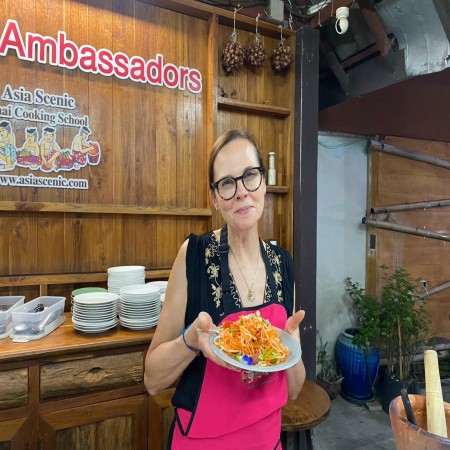 Fun Cooking Activity Near Thapae Gate 10/10/2026 — photo 4