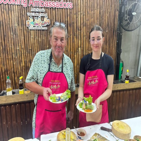 Fun Cooking Activity Near Thapae Gate 10/10/2026 — photo 30