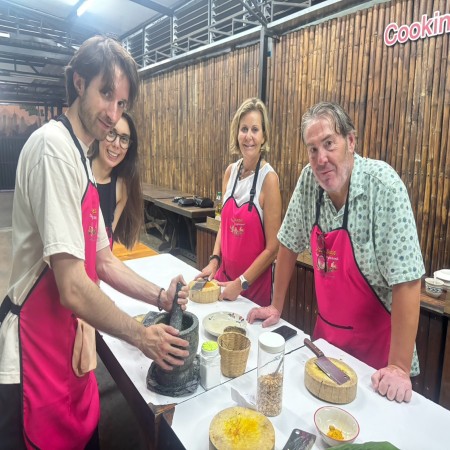 Fun Cooking Activity Near Thapae Gate 10/10/2026 — photo 26