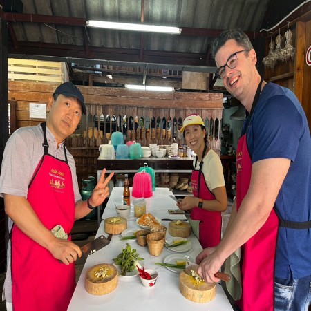 Fun Cooking Activity Near Thapae Gate 10/10/2026 — photo 77