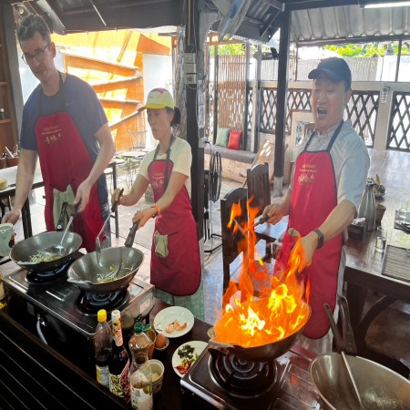 Fun Cooking Activity Near Thapae Gate 10/10/2026 — photo 78