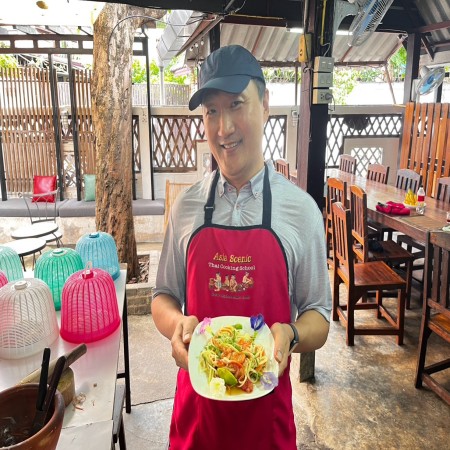 Fun Cooking Activity Near Thapae Gate 10/10/2026 — photo 87