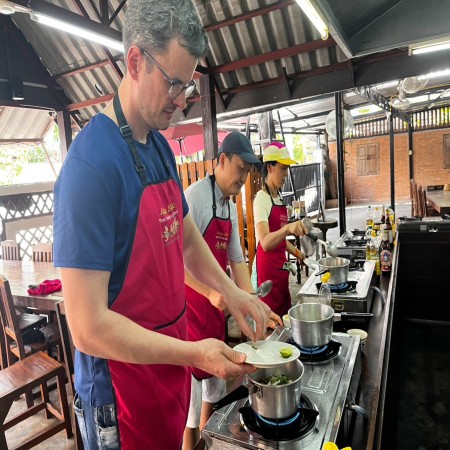 Fun Cooking Activity Near Thapae Gate 10/10/2026 — photo 92