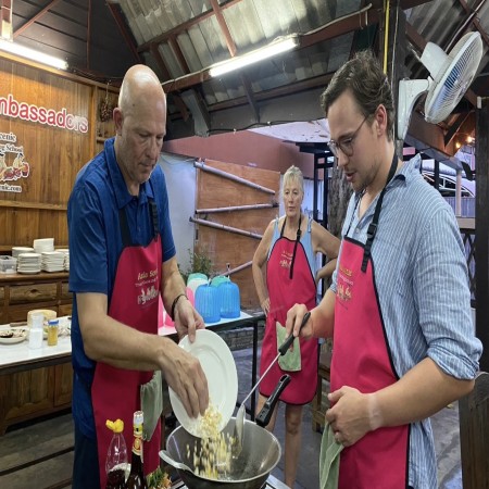 Fun Cooking Activity Near Thapae Gate 17/10/2026 — photo 51