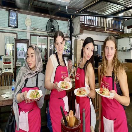 Learn to Cook Thai Food in ChiangMai 18/10/2026 — photo 8