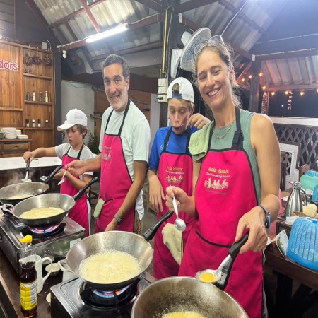 Fun Cooking Activity Near Thapae Gate 24/10/2026 — photo 3