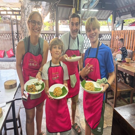 Fun Cooking Activity Near Thapae Gate 24/10/2026 — photo 12
