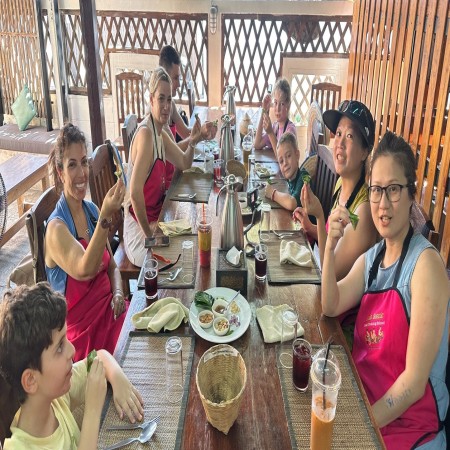 Fun Cooking Activity Near Thapae Gate 24/10/2026 — photo 40