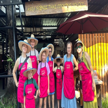 Fun Cooking Activity Near Thapae Gate 24/10/2026 — photo 42